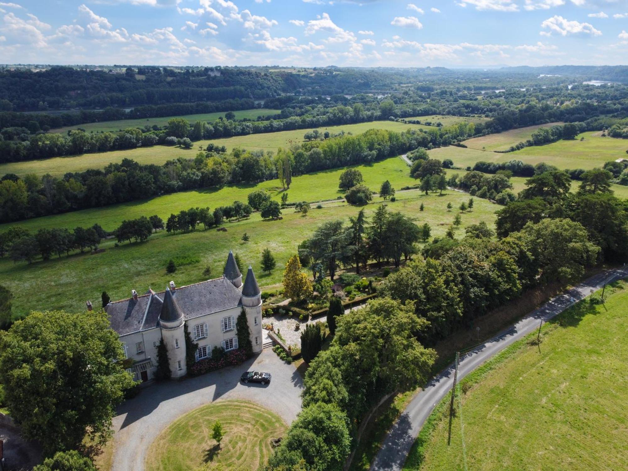 Chateau Haute Roche Oudon Exterior foto